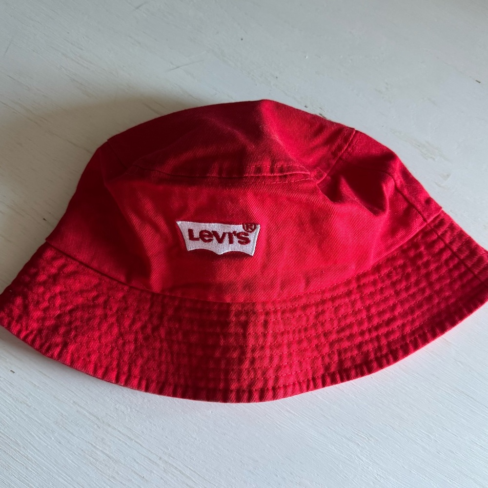 Levi's Vibrant Red Bucket Hat